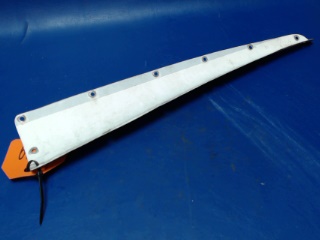 0822005-38 Cessna - SEAL COVER RH